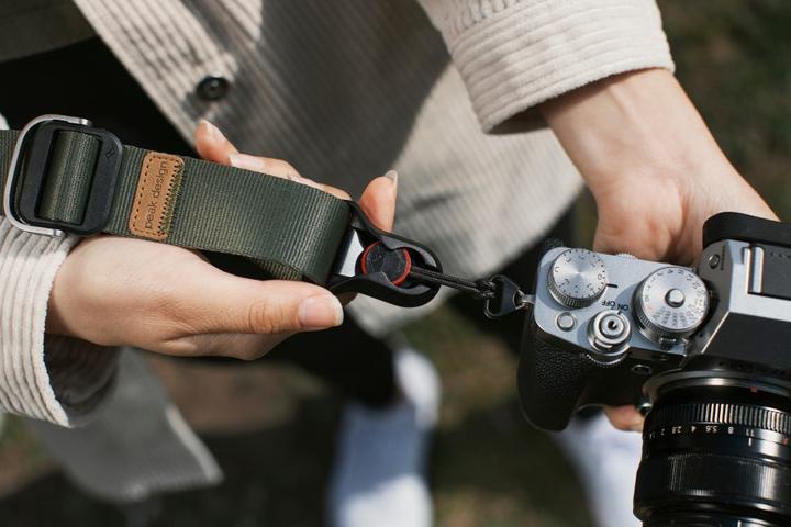 Actual product image Peak Design Slide Lite (Shoulder strap, Neck belt, Wrist strap)