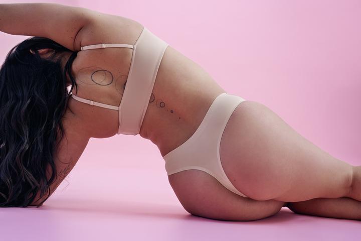 Immagine prodotto The Female Company Tanga senza cuciture Strong (42)