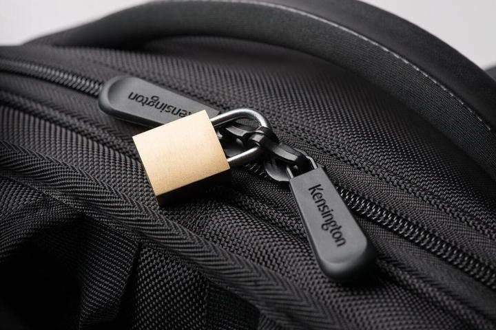 Actual product image Kensington Contour 2.0 Pro (17", Universal)