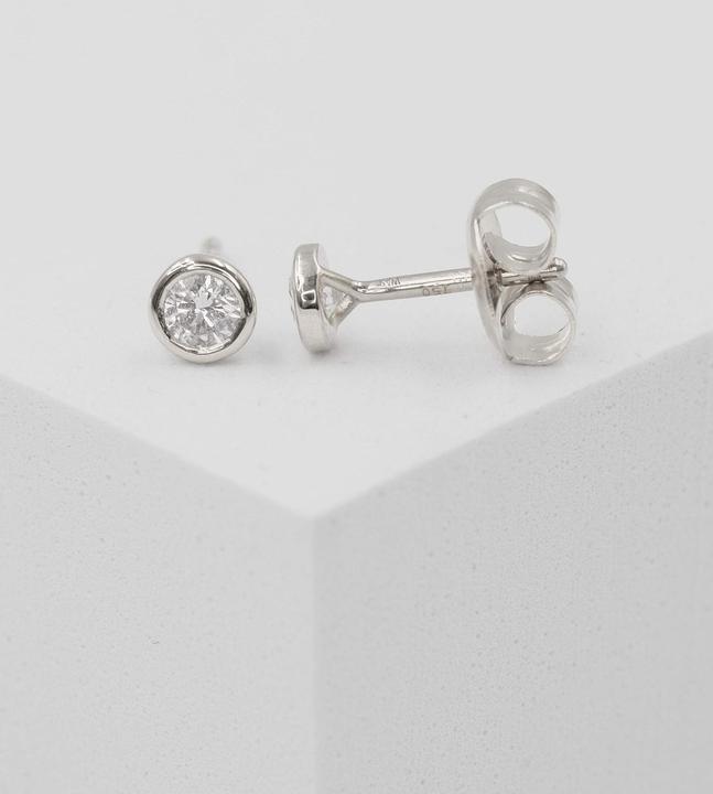 Image du produit Muau Boucles d'oreilles monture à cadre (Or blanc 750 0.34ct.2 H SI brillants à 0.17ct chacun.)
