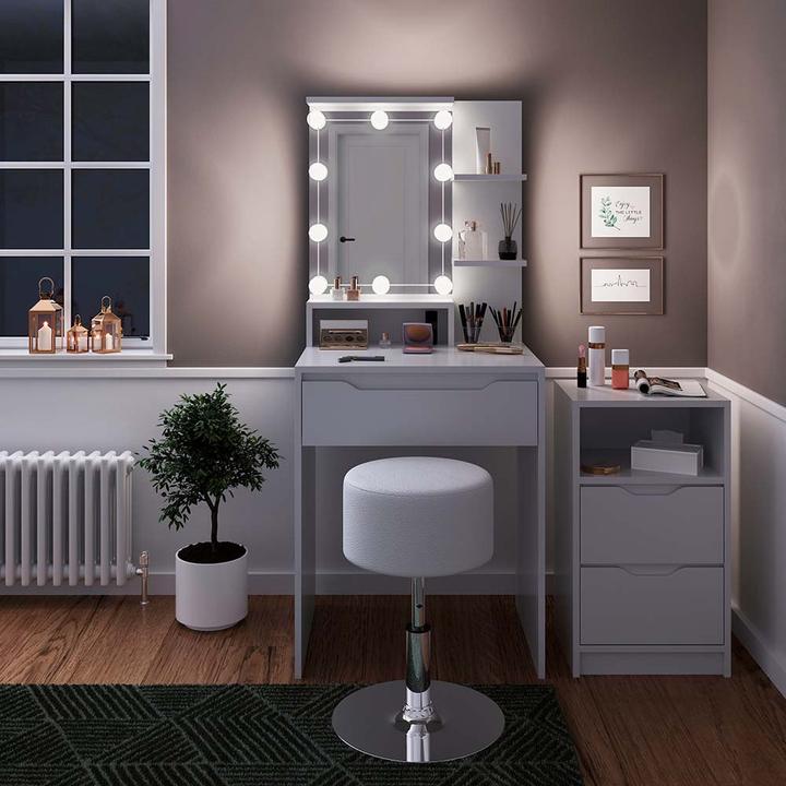 Produktbild Vicco Ruben mit Hocker und Beleuchtung (60 x 48 x 143 cm)