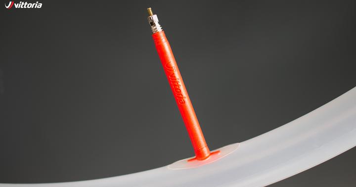 Actual product image Vittoria Ultra Light Speed 700x25/30 FV (Presta (SV), 28", 60 mm)