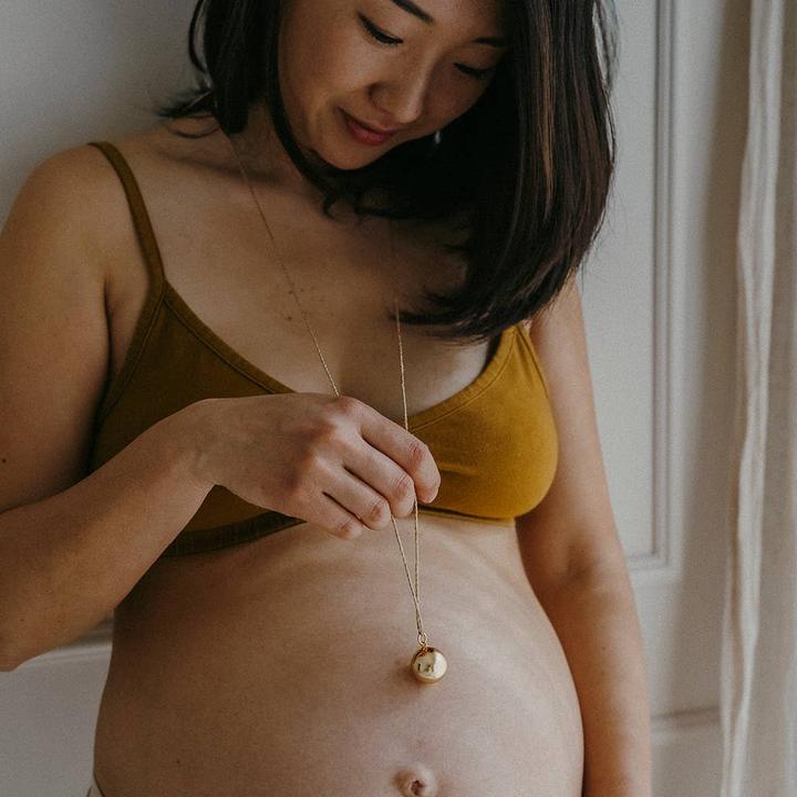 Actual product image Ilado Ginkgo Pregnancy Necklace (Silver-plated brass)