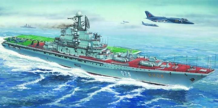 Produktbild Trumpeter Flugzeugträger USSR Kiev/ Minsk
