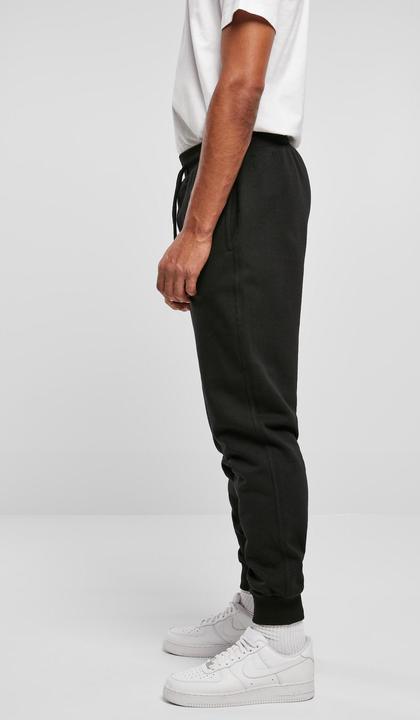 Actual product image Urban Classics UC Men Basic Sweatpants (M)