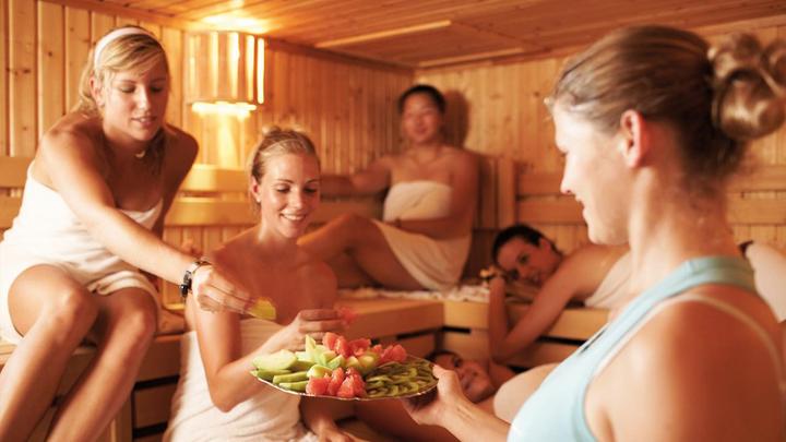 Produktbild Gutschein, Wellnesstag im Alpamare (2 Pers.)