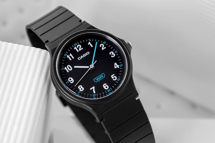 Produktbild Casio Kinderuhr LQ-24B-1BDF + BOX