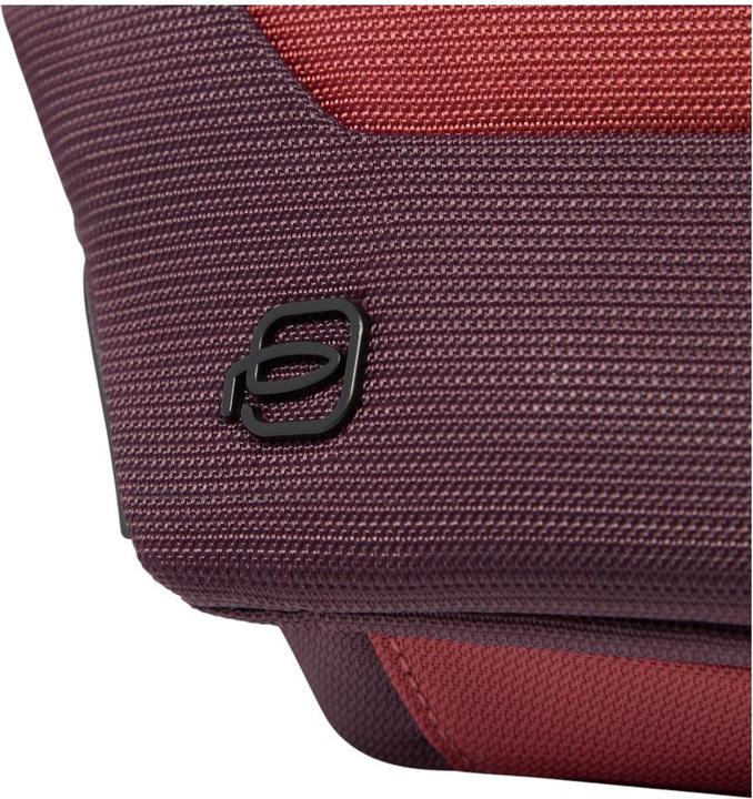 Actual product image Piquadro Gürteltasche aus recyceltem Stoff und Leder