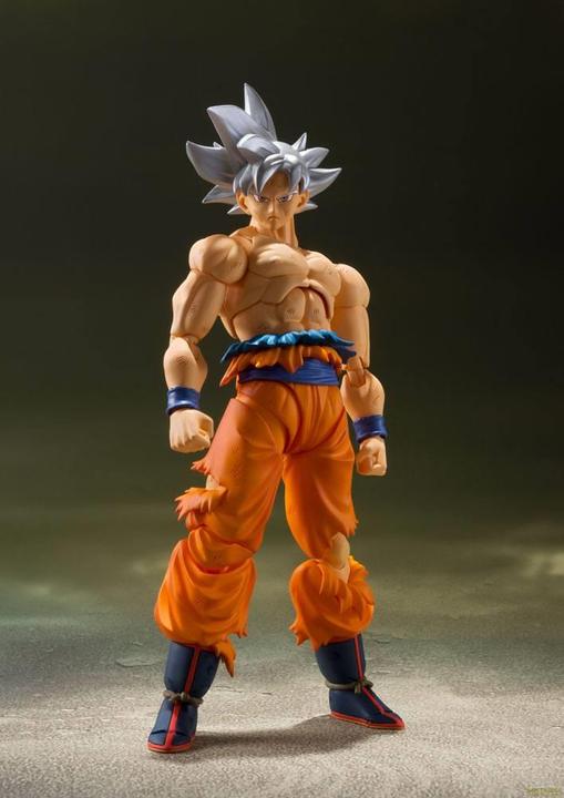 Immagine prodotto Bandai Dragon Ball Super S.H. Figuarts figura d'azione Son Goku Ultra Instinct