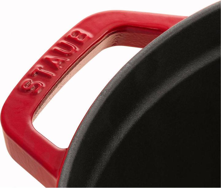Actual product image Staub Cocotte (18 cm, Casserole + Stewpot, Cast iron, Enamel)