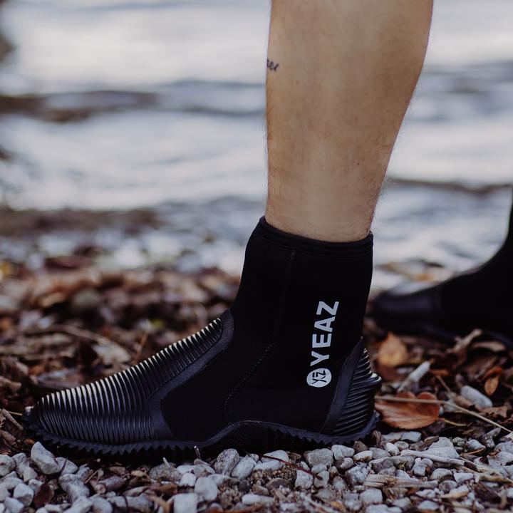 Actual product image Yeaz Neoboots (44)