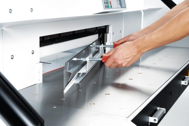Immagine prodotto Ideal Taglierina 7260 con tavola d'aria (80 lamelle)