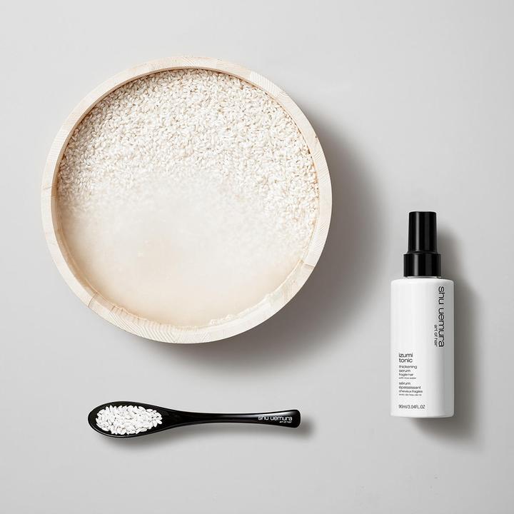 Produktbild Shu Uemura Izumi Tonic Stärkendes Serum (90 ml)