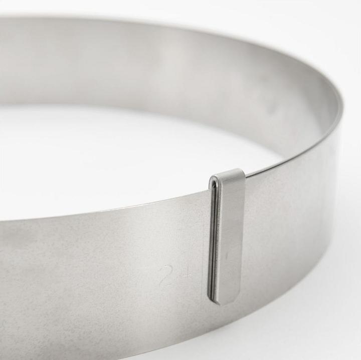 Actual product image de Buyer Cake ring adjustable (18 cm)