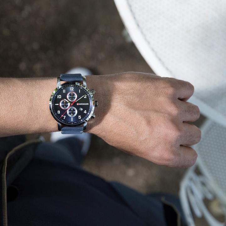 Immagine prodotto Wenger Attitudine Chrono (Orologio da polso analogico, Cronografo, Fatto in Svizzera, 44 mm)