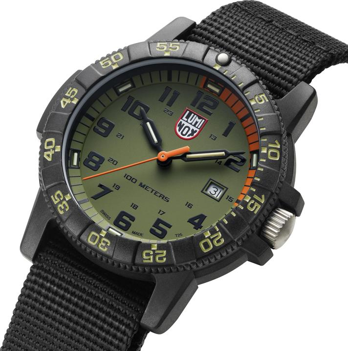Image du produit Luminox Sea Turtle Giant (Montre analogique, Swiss Made, 44 mm)