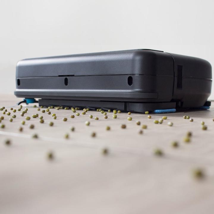 Actual product image Hobot Legee-688 HB-688 - Robotstofzuiger met dweilfunctie - Zwart (Vacuum mopping robot)