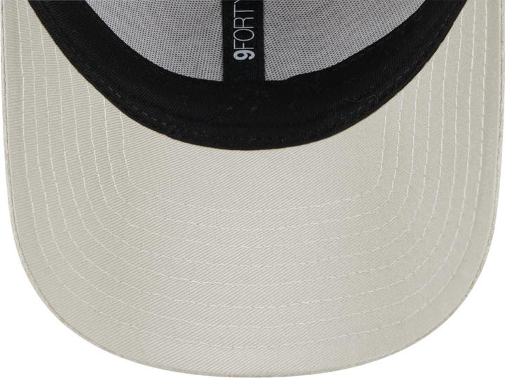 Produktbild New Era 9Forty Damen Cap - Fleece New York Yankees Stone