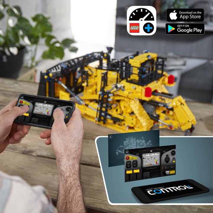 Actual product image LEGO Cat D11 Bulldozer (42131, LEGO Technic)
