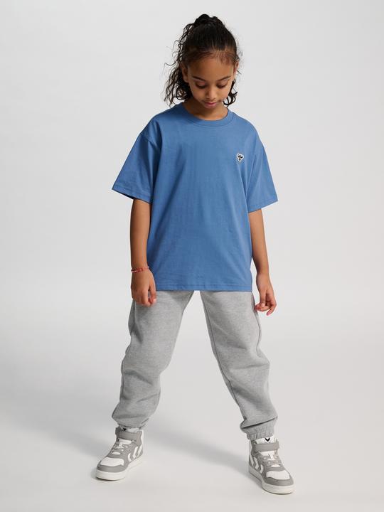 Actual product image hummel hmlJR LOOSE T-SHIRT S/S BEE (46, 47, 48, 49, 50, 51, 52)