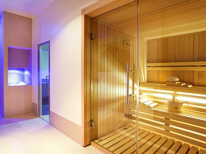 Produktbild Smartbox Lassen Sie den Stress zu Hause: 1 Übernachtung mit Frühstück und Wellness (2 Pers.)