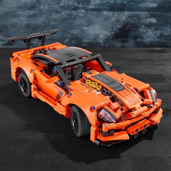 Actual product image LEGO Corvette ZR1 (42093, LEGO Technic)