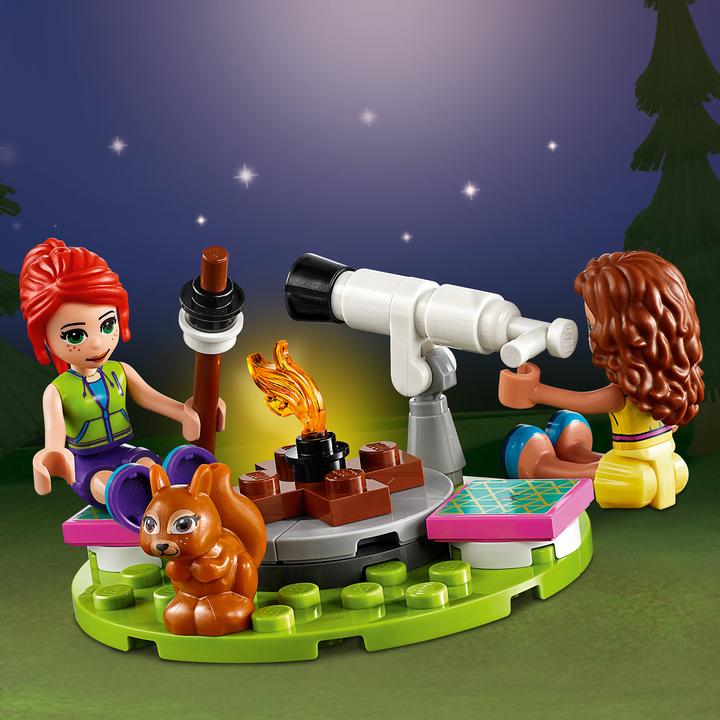 Actual product image LEGO Camping in Heartlake City (41392, LEGO Friends)