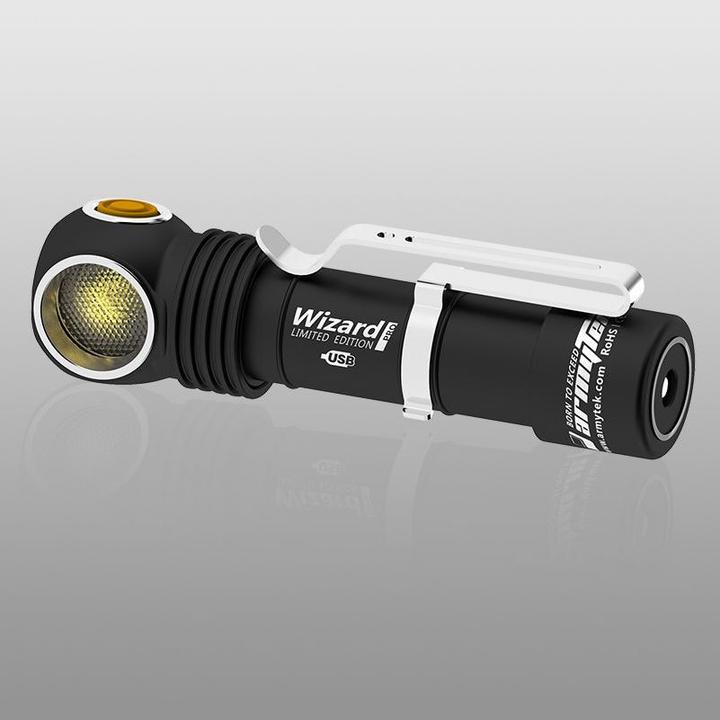 Image du produit ArmyTek Lampe multifonction USB Wizard Pro Nichia Magnet chaude (10.80 cm, 1770 lm)