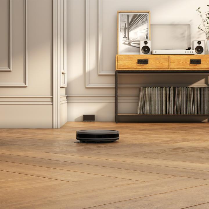 Actual product image iRobot Roomba Combo Essential (Vacuum mopping robot)