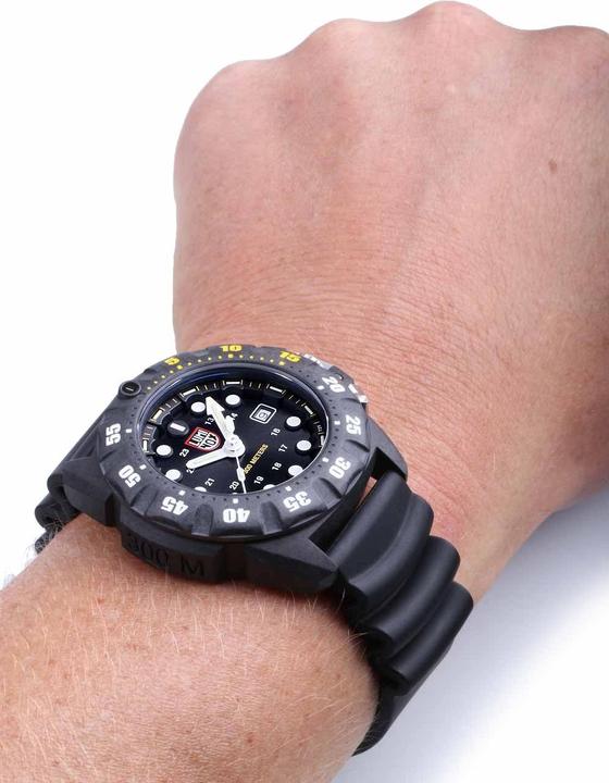 Produktbild Luminox Sea (Analoguhr, 44 mm)