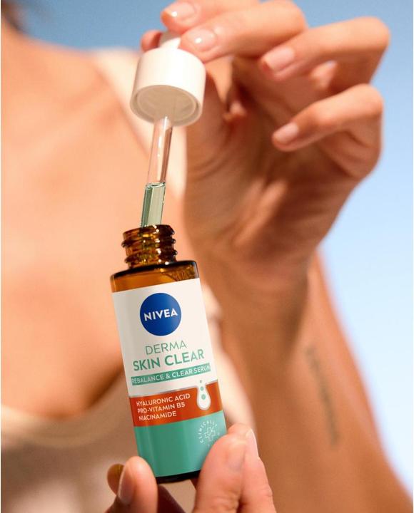 Produktbild NIVEA Derma Skin Clear (30 ml)