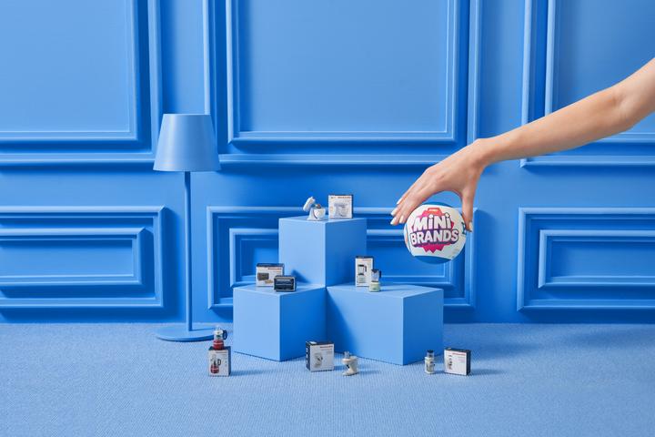Actual product image Zuru Mini Brands - Home - Series 1 - Surprise ball