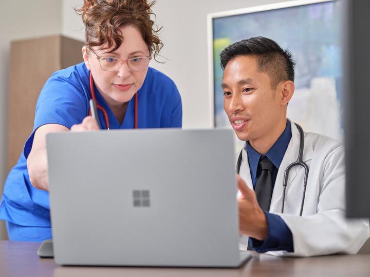 Produktbild Microsoft Surface Laptop 4 (Französische Tastatur) (15", Intel Core i7-1185G7, 16 GB, 256 GB, Ohne Tastaturlayout)