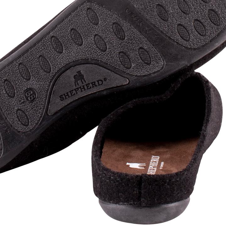 Actual product image Shepherd of Sweden Jon slippers (45)