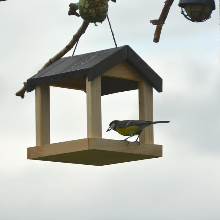 Actual product image Esschert Design Hanging feeding house 19.9x20.0