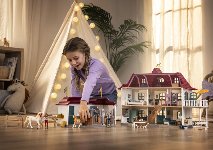 Produktbild Schleich Horse Club Lakeside Pferdehof