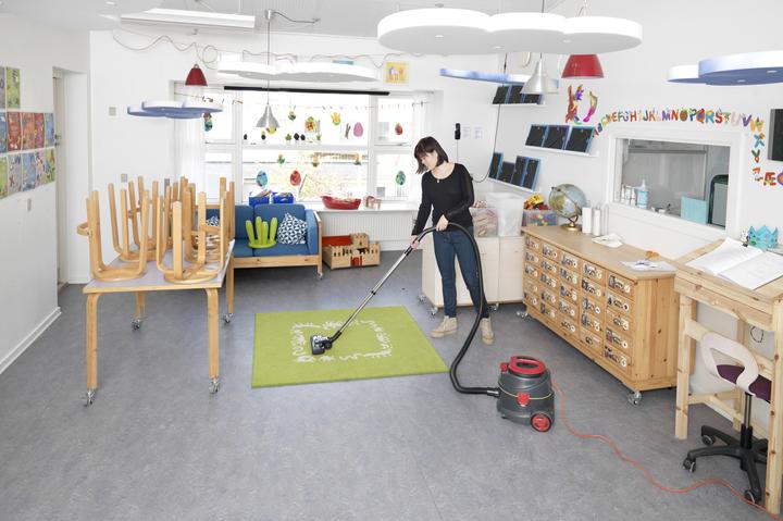 Actual product image Nilfisk Dry Vacuum Cleaner Viper DSU8-EU1/HEPA/8L 880 W (Dry vacuum cleaner)