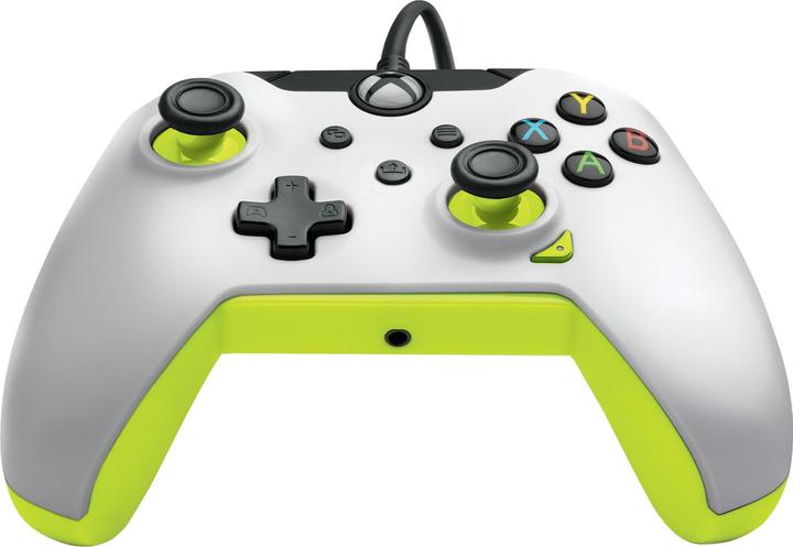 Actual product image PDP Wired Controller (Xbox Series X, Xbox One S, PC)