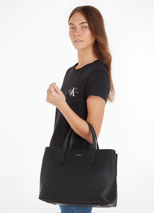 Produktbild Calvin Klein Shopper CK Must Tote MD PFA23