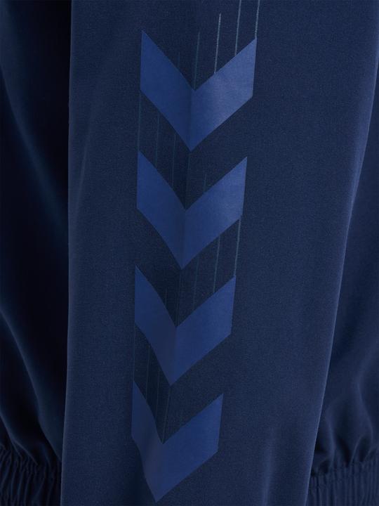 Actual product image hummel Hmltravel Woven Jacket (L)