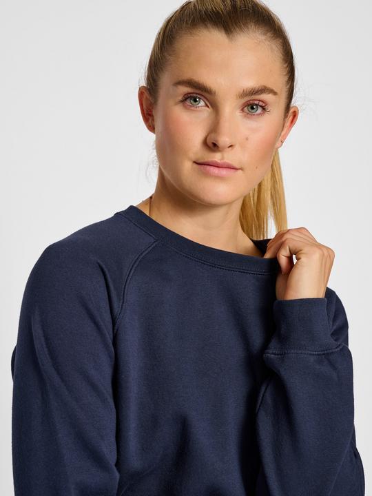 Actual product image hummel Red Classic Sweatshirt Woman (S)