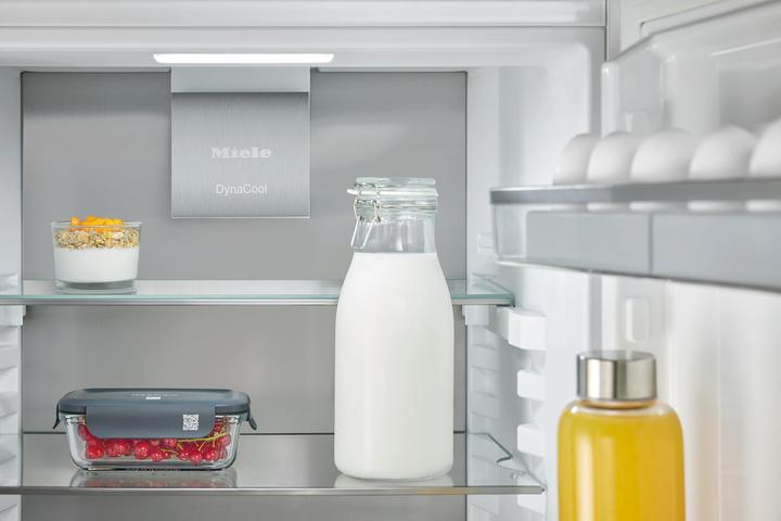 Actual product image Miele KFN 7844 C (273 l)