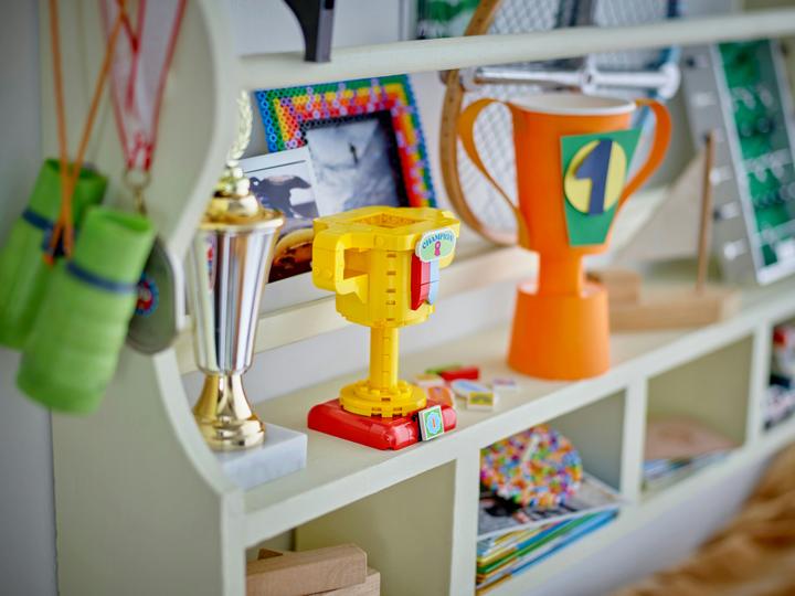 Produktbild LEGO Siegerpokal (40688, LEGO DC)