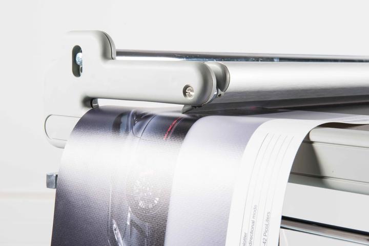 Image du produit Neolt Manual Trim 150 Massicot, longueur de coupe 150 cm avec pied, sans (Plotter rouleaux)