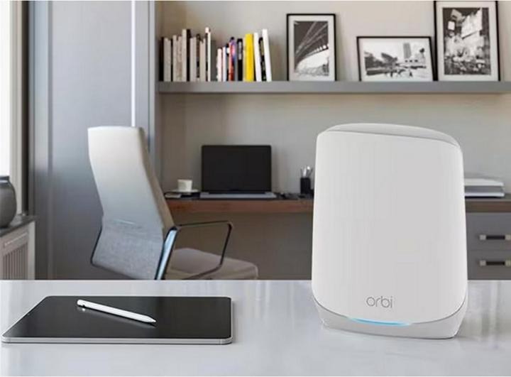 Actual product image Netgear Orbi RBS760