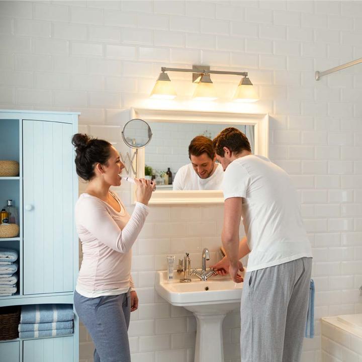 Produktbild Philips Lampe (E27, 7.20 W, 650 lm, 1 x, F)