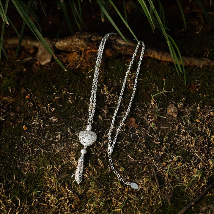 Actual product image Andreani Necklace with heart pendant with freshwater pearls (Metal)