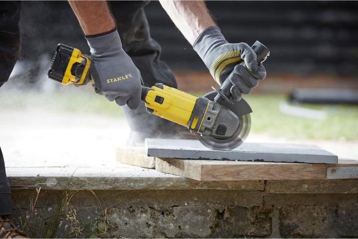 Actual product image Stanley angle grinder 125mm 18V V20 2x4,0Ah SFMCG400M2K (125 mm)