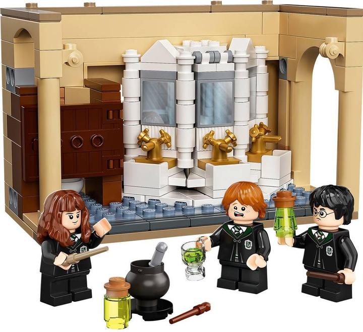 Image du produit LEGO Poudlard : l’erreur de la potion Polynectar (76386, LEGO Harry Potter)