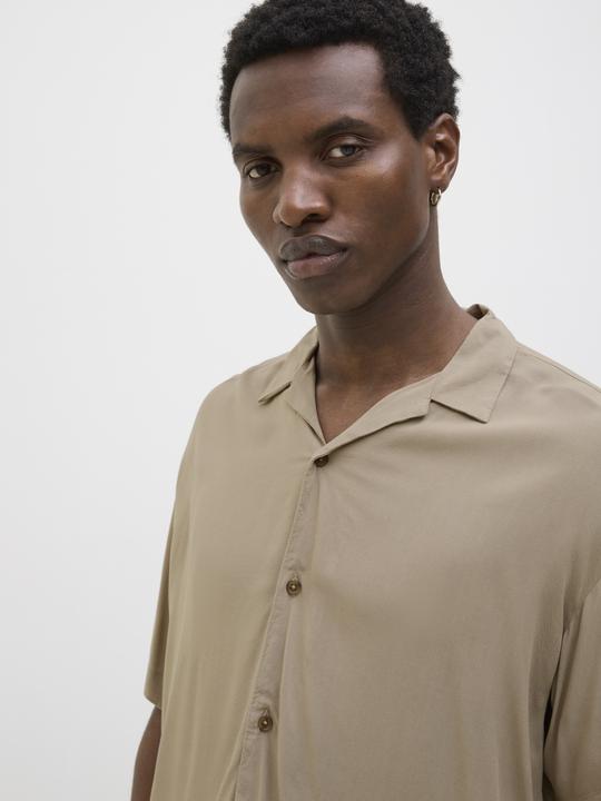 Immagine prodotto Jack & Jones Jjejeff Solid Resort Shirt S/S Sn (L)